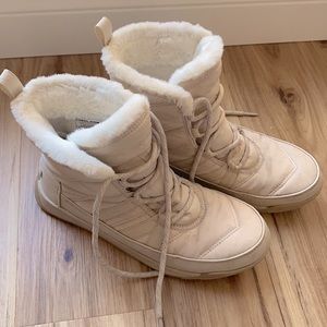 Sorel Whitney II Short Boots